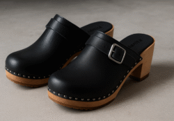 Sanita Clogs
